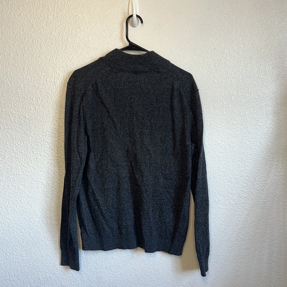 Express Size L Gray Lightweight Sweater - Picture 4 of 4